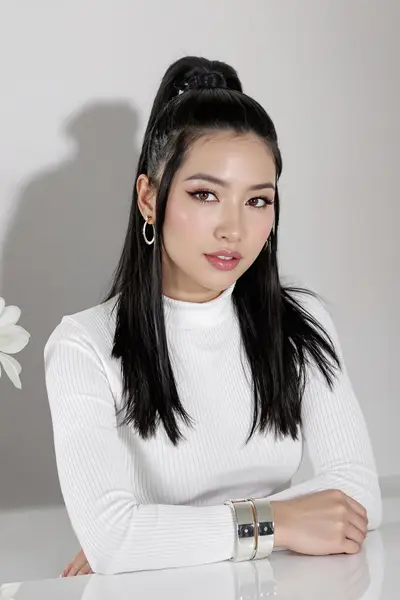 Japanese Studio Elegance Inspired by Iggy Azalea — Gemini prompt variation 2