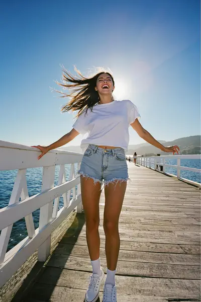Cinematic 90s Summer Pier Photography Prompt